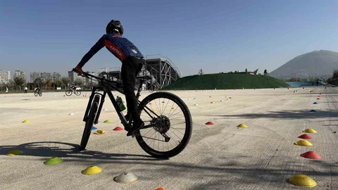 Kayseri'de Yeni BMX Spor Okulu