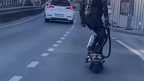 İstanbul'da Scooter ile Yolculuk