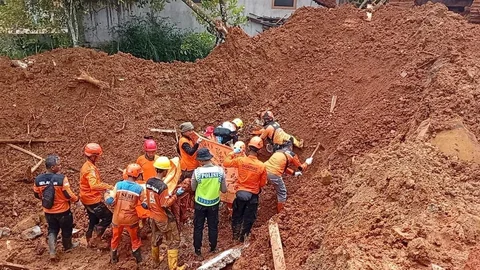 Cilacap'ta Toprak Kayması Felaketi