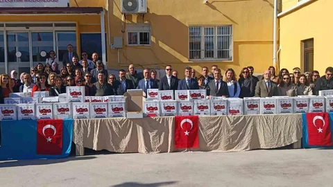 Milas'tan Öğretmenlere Hediye Paketi