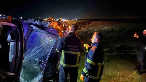 Mardin'de Cip Devrildi, 4 Yaralı