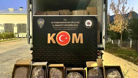 Afyonkarahisar'da Kaçak Tütün Yakalandı