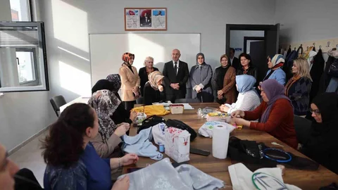 Darıca'da Anneler ve Çocuklar Eğitim Alıyor