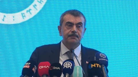 Türk Eğitim Müfredatında Değişiklik Yapıldı