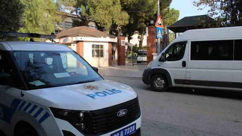 Aydın'da Okul Önünde Bıçaklı Kavga