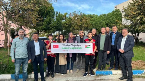 Sinop'ta Gazze İçin Fidan Dikimi Yapıldı