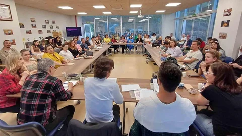 Muğla'da Kitap Kulübü ile Okuma Kültürü Yaygınlaşıyor