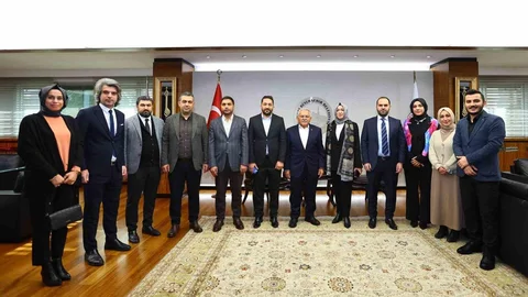 Kayseri'de Kadın İlçe Başkanı Ziyareti