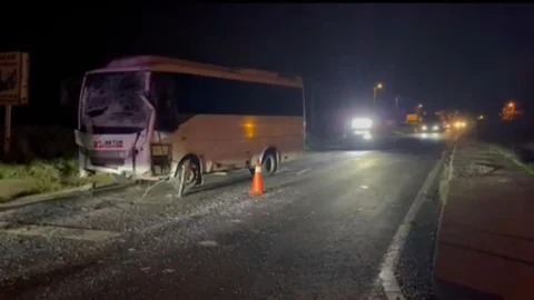 Çerkezköy'de İki Servis Aracı Çarpıştı