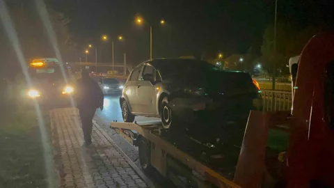 Alkollü Aday Sürücü Eskişehir'de Kaza Yaptı