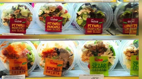 Düşük Kalorili Salata Menülerine İlgi Artıyor