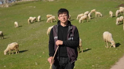 Balıkesir'de Sürü Sahibi Olma Hikayesi