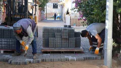 Nazilli'de Yol Yenileme Çalışmaları Başladı