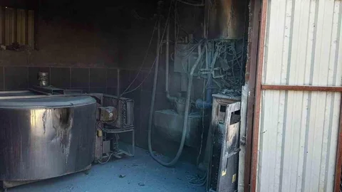 Sakarya'da Ahır Yangını Meydana Geldi