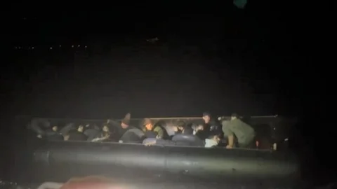 İzmir Açıklarında Düzensiz Göçmen Yakalandı