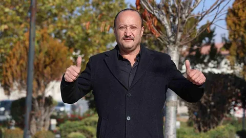 Sivas'ta 13 Derecelik Suya Giren Genç