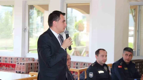 Hisarcık'ta Muhtarlarla Toplantı Yapıldı