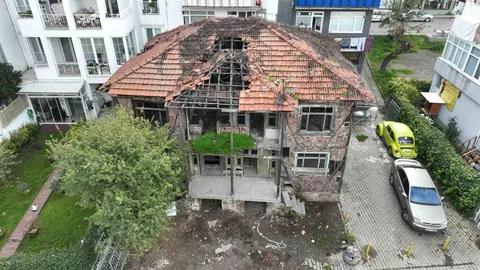 Gölcük'te Tarihi Yapı Kütüphane Oluyor