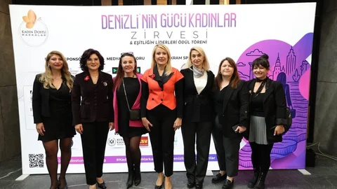 Denizli'de Kadınlar Zirvesi Gerçekleşti