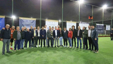 Nikferliler Halı Saha Turnuvası Gerçekleşti