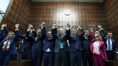 Türkiye'de Terörsüz Gelecek İçin Adımlar Atılacak