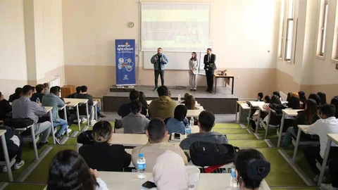 Dicle Elektrik'ten Öğrencilere Kariyer Desteği