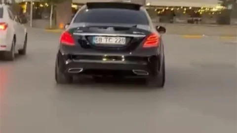 Aksaray'da Drift Yapan Sürücü Cezalandırıldı