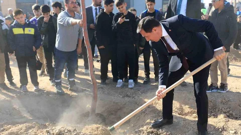 Karatay’da Fidan Dikim Etkinliği Düzenlendi