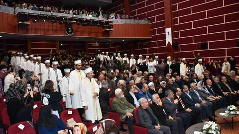 Akşehir'de Hafızlık İcazet Töreni