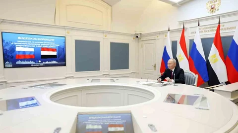 Putin ve es-Sisi El-Dabaa Nükleer Santrali Töreninde