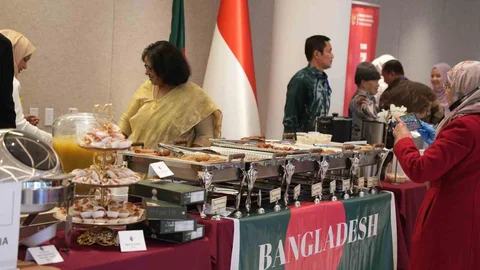 Türkevi'nde İslam Mirası Derneği Yıllık Pazarı