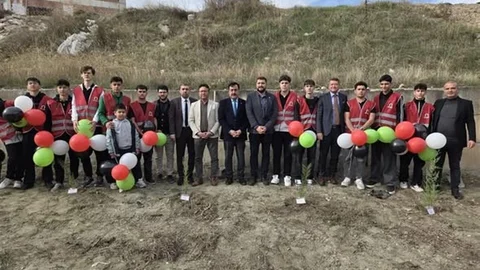 Bilecik'te Öğrenciler Fidan Dikerek Farkındalık Yaratıyor