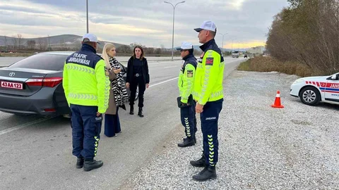 Altıntaş'ta Yol Denetimi Gerçekleştirildi