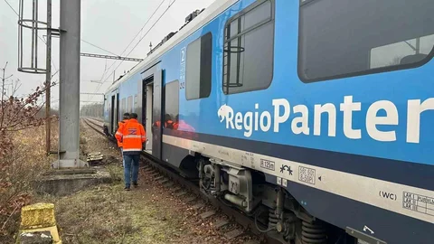 Prag'da İki Tren Çarpıştı
