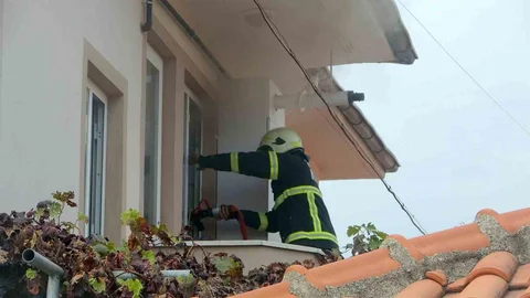 Menteşe'de Ev Yangını Kontrol Altına Alındı