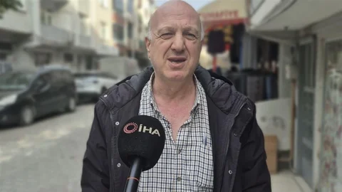 Sultangazi'de Bitişik Bina Duvarı Yıkıldı