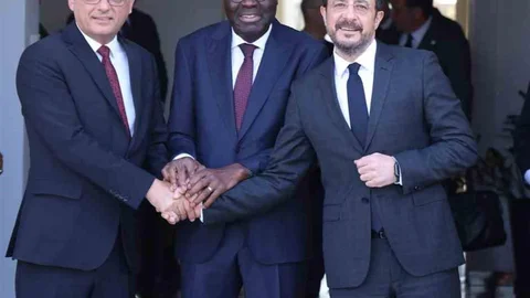 Kıbrıs'ta Liderler Gayriresmi Toplantıya Hazır