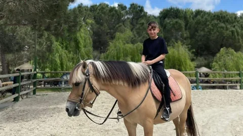 İstanbul'da 13 Yaşındaki Çocuğun Cenazesi Alındı