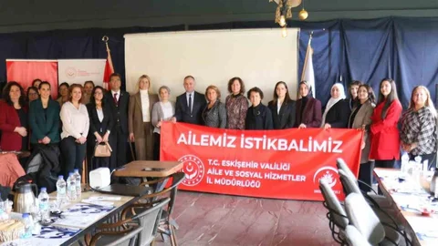 Eskişehir'de Koruyucu Aile Toplantısı