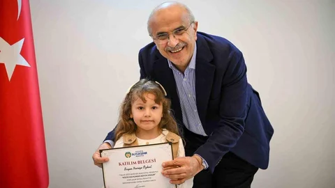 Minik Yüreklerden Anlamlı Ziyaret