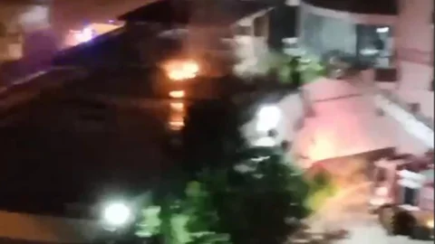 Mezitli'de Çıkan Yangına İtfaiye Ekipleri Müdahale Etti