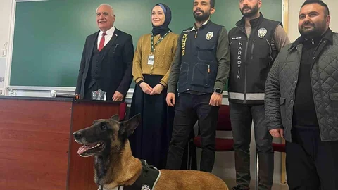 Söğüt MYO'da Bağımlılık Konferansı