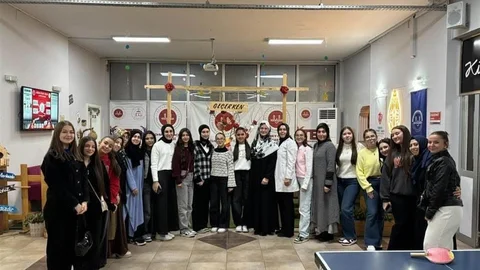 Akhisar'da Gençlik Buluşması Gerçekleşti