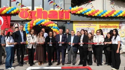 Özhan Market’in Bursa Şubesi Açıldı