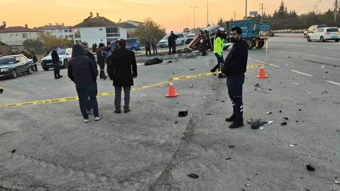 Elazığ'da Trafik Kazası: 1 Ölü, 2 Yaralı