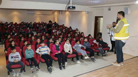 Haliliye'de Öğrencilere Bilinç Eğitimi Verildi