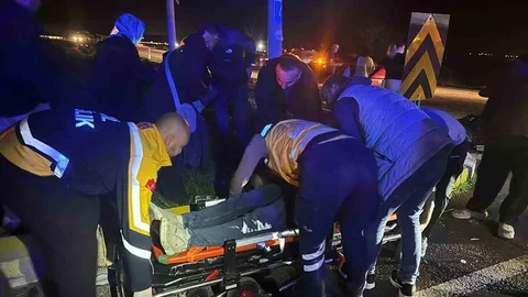 Tekirdağ'da İki Araç Çarpıştı