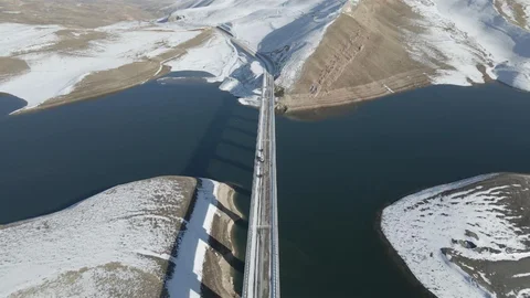 Turnaçayırı Barajı'nda Kış Manzarası