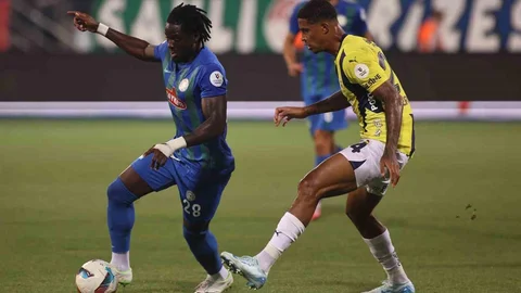 Fenerbahçe, Çaykur Rizespor ile Karşılaşıyor