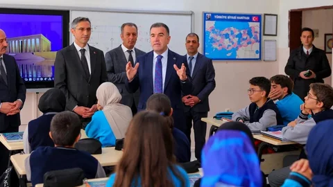 Bayburt'ta Gençlere Zaman Yönetimi Tavsiyesi